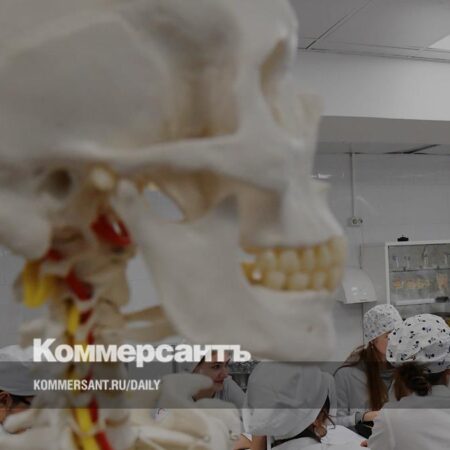 Обязательная отработка для медиков: Законопроект Минздрава вызвал шквал критики