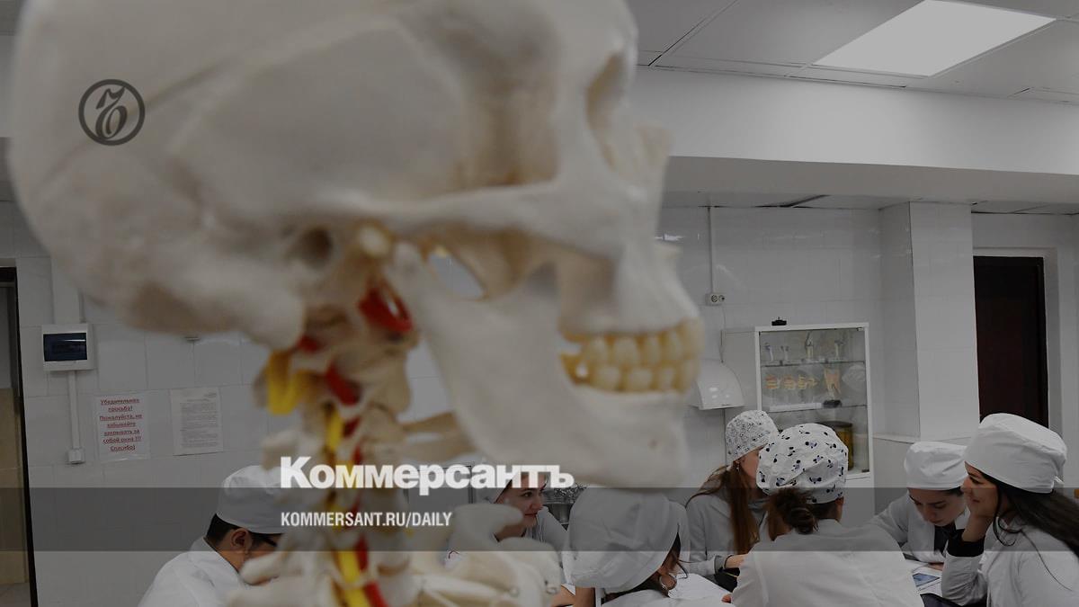 Preview Обязательная отработка для медиков: Законопроект Минздрава вызвал шквал критики