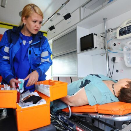 Счет на секунды: Сибирская система для быстрой помощи при кровопотере