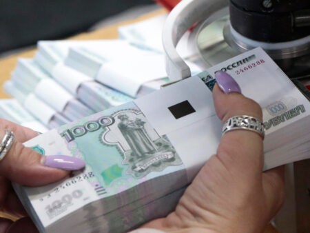 Доказана важность ограничения финансовых спекуляций для экономики России