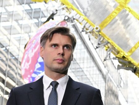 Глава «Роскосмоса» Дмитрий Баканов: низкоорбитальная спутниковая связь будет запущена к 2027 году