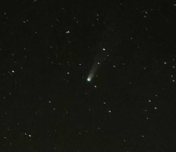 Житель Свердловской области сфотографировал редкую комету C/2025 A6