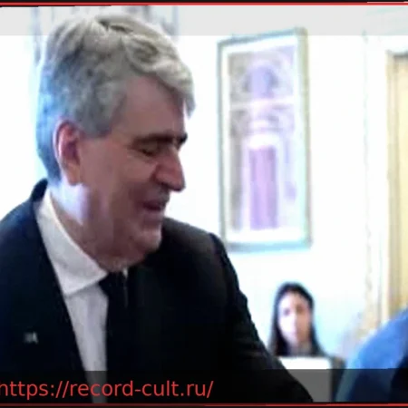 Мацци слишком рано пожал руку Мелони во время присяги: «Извините, это в первый раз»