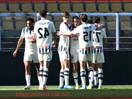 Аталанта разгромила Лечче 3:0: бергамаски нацелены на Лигу чемпионов