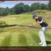 Jannik Sinner gioca a golf, risultati deprimenti: deriso in video
