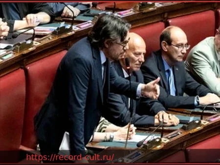 Скандал в парламенте: когда «гриллино» стало синонимом «кретина»